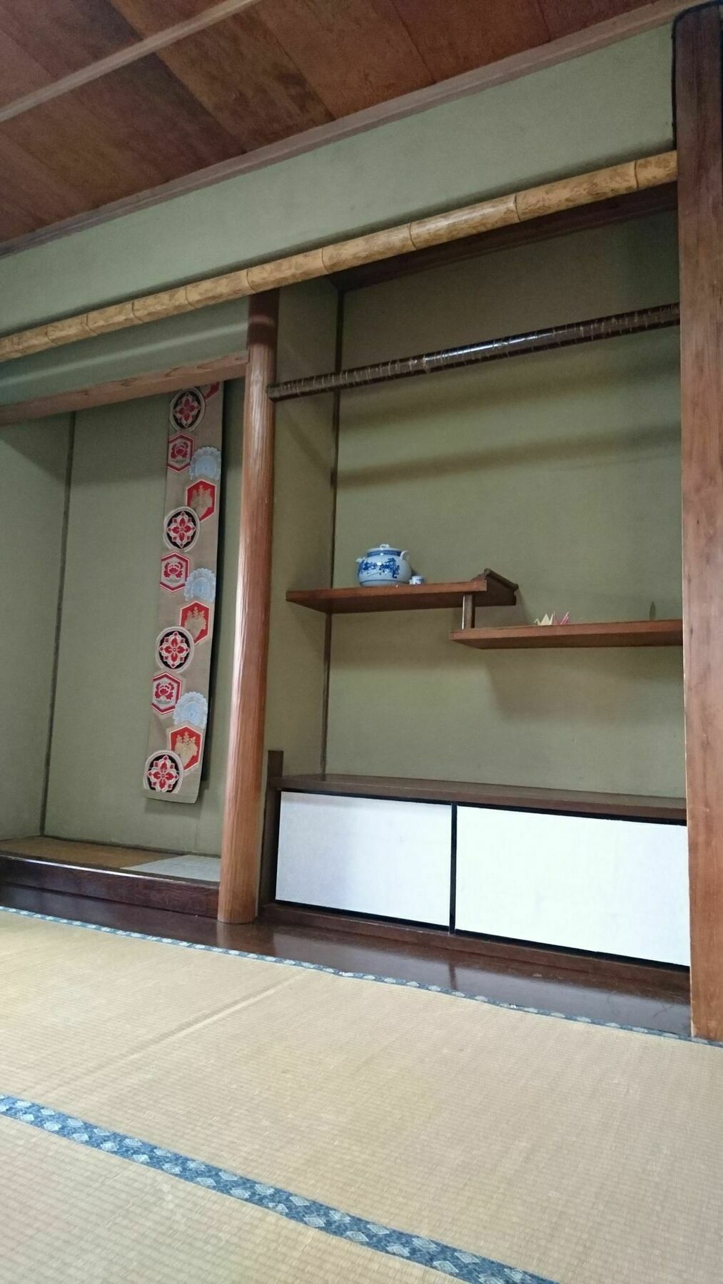 Gomaharu Guesthouse Osaka Bagian luar foto