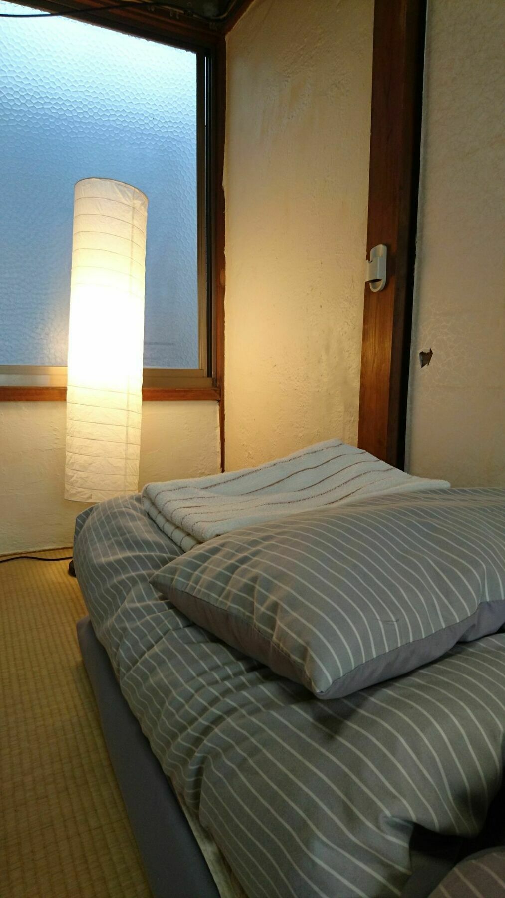 Gomaharu Guesthouse Osaka Bagian luar foto