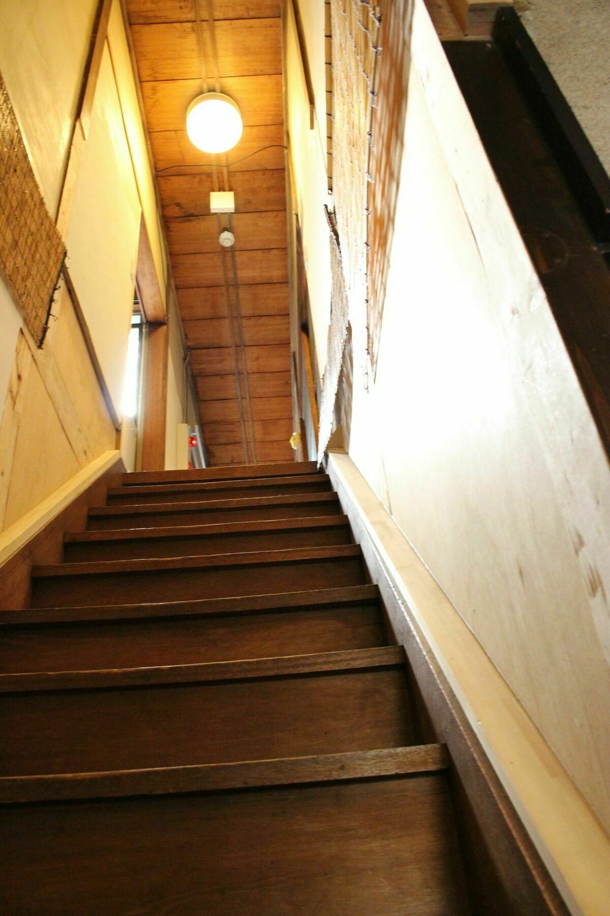 Gomaharu Guesthouse Osaka Bagian luar foto